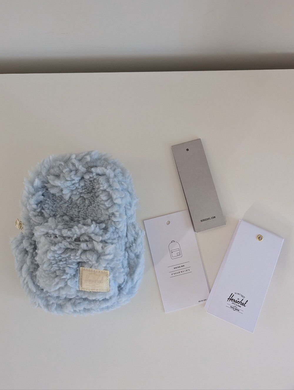 NEW✨Herschel Supply Co Heritage Baby Blue Fleece Mini Pouch